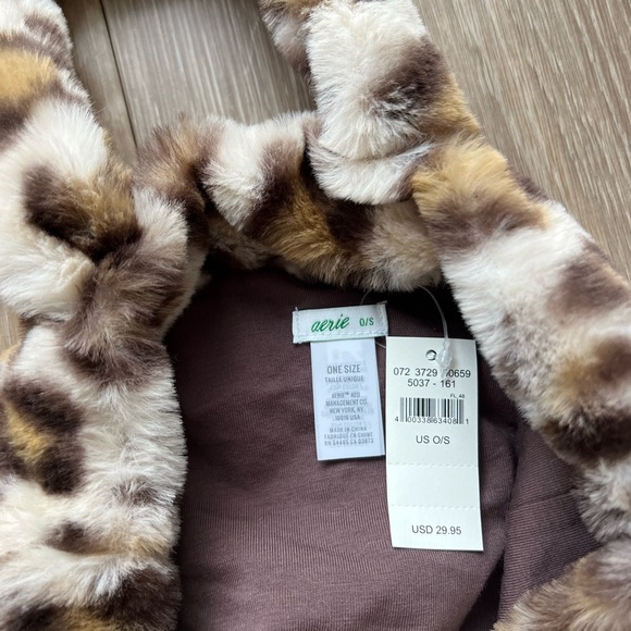 Aerie plush faux fur small open tote bag animal print Cream brown - Picture 4 of 5
